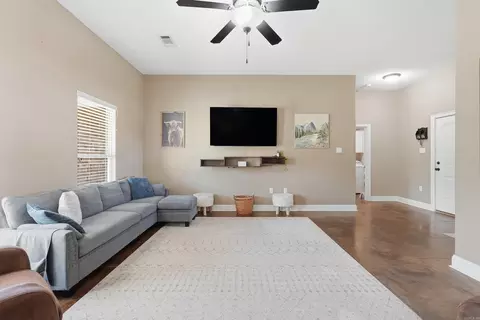 2107 Morning Glory Ln, Conway, AR 72034 photo 5