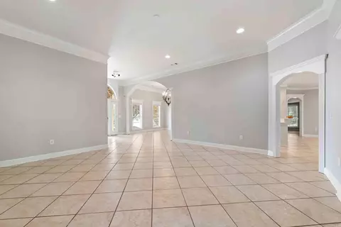 Living - 6706 Worth Ave, Benton, AR 72019 photo 1 of 5