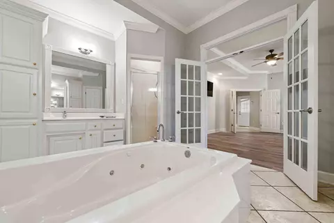 Entry Way - 6706 Worth Ave, Benton, AR 72019 photo 2 of 2