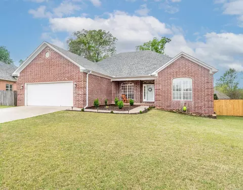160 Maumelle Valley Dr, Maumelle, AR 72113