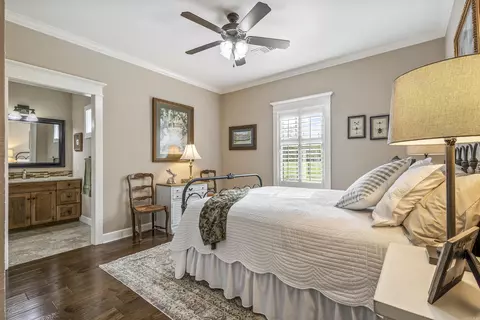 Bedroom - 242 Geneva Church Rd, De Queen, AR 71832 photo 3 of 5