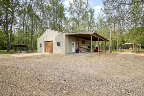 Exterior - 242 Geneva Church Rd, De Queen, AR 71832 photo 6 of 19