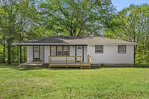 36 E Republican Rd, Greenbrier, AR 72058