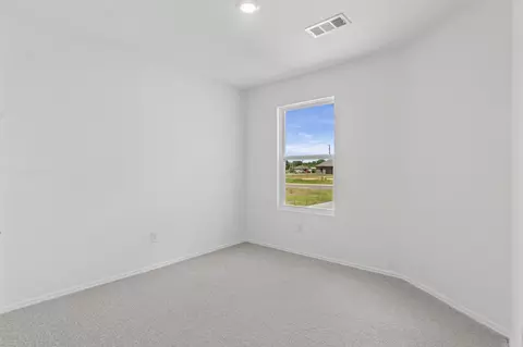 Bedroom - 104 Powder River Dr, Beebe, AR 72012 photo 6 of 7