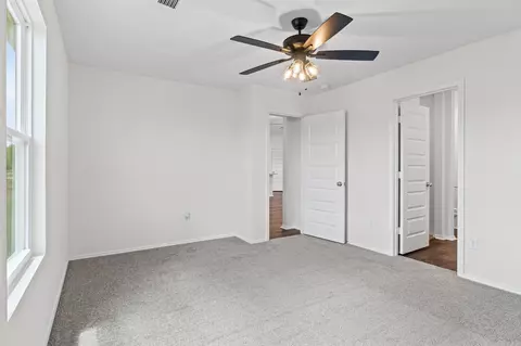 Bedroom - 102 Powder River Dr, Beebe, AR 72012 photo 2 of 5