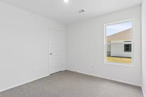 Bedroom - 102 Powder River Dr, Beebe, AR 72012 photo 5 of 5