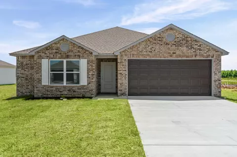 102 Powder River Dr, Beebe, AR 72012