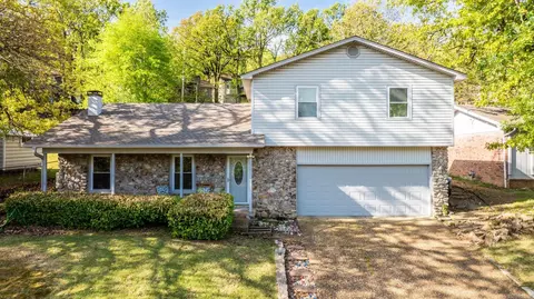 10 Rio Grande Forest Dr, Little Rock, AR 72212