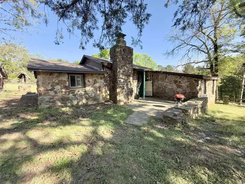 240 Dexter Ln, Subiaco, AR 72865