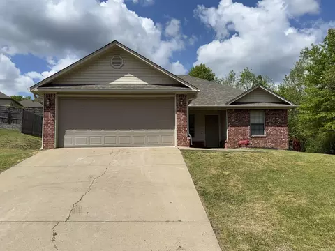 5741 John Hancock Dr, Benton, AR 72015