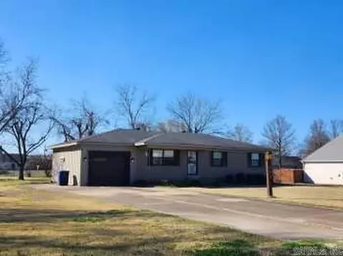 213 W Riverside Dr, Marked Tree, AR 72365 photo 1