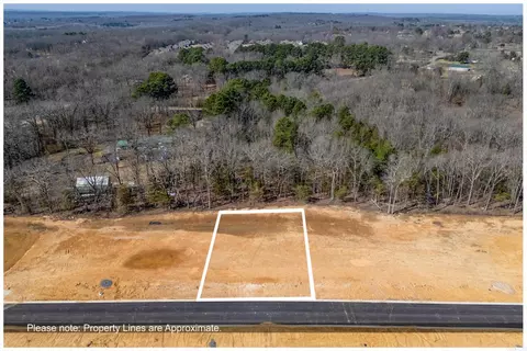 130 Glade Dr, Cabot, AR 72023