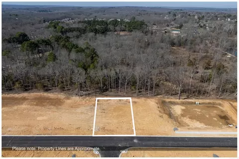 136 Glade Dr, Cabot, AR 72023