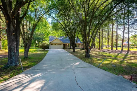18720 Johns Ln, Roland, AR 72135