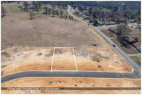 105 Glade Dr, Cabot, AR 72023