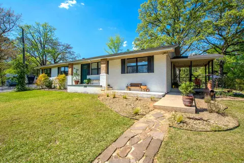 1426 Steel Bridge Rd, Benton, AR 72019