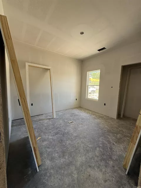 Bedroom - 507 Madeleine Cir, Austin, AR 72007 photo 2 of 4