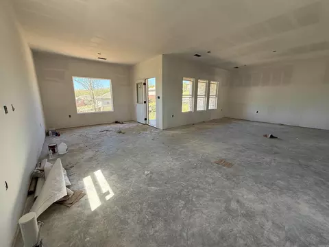 Living - 507 Madeleine Cir, Austin, AR 72007 photo 2 of 2