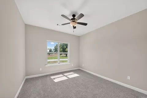 Bedroom - 2020 Skylark Dr, Beebe, AR 72012 photo 4 of 5