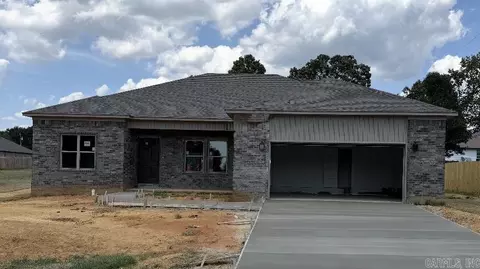 2020 Skylark Dr, Beebe, AR 72012
