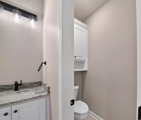 Bath - 2020 Skylark Dr, Beebe, AR 72012 photo 3 of 5