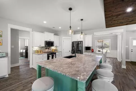 Kitchen - 405 Sandy Creek Dr, Ward, AR 72176 photo 1 of 4
