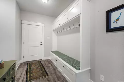 Entry Way - 405 Sandy Creek Dr, Ward, AR 72176 photo 2 of 2