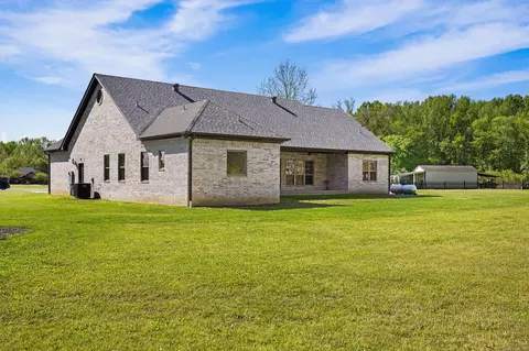 Exterior - 405 Sandy Creek Dr, Ward, AR 72176 photo 5 of 10