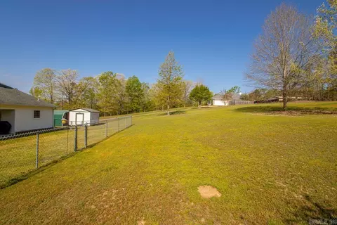 Exterior - 7586 Mars Hill Rd, Bauxite, AR 72011 photo 9 of 10
