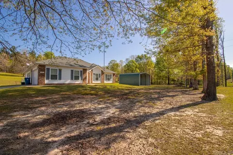 Exterior - 7586 Mars Hill Rd, Bauxite, AR 72011 photo 3 of 10