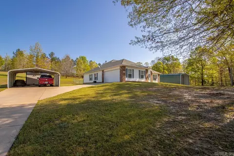 Exterior - 7586 Mars Hill Rd, Bauxite, AR 72011 photo 2 of 10