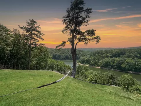 170 Lynn Creek Dr, Fairfield Bay, AR 72088