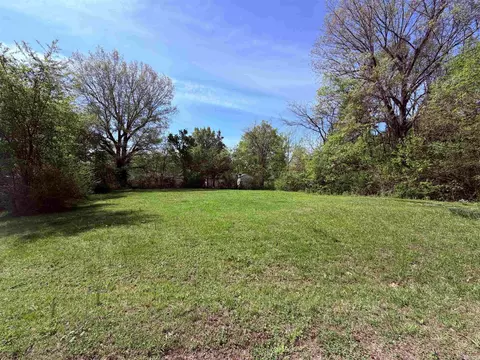 786 W Kay St, Piggott, AR 72454