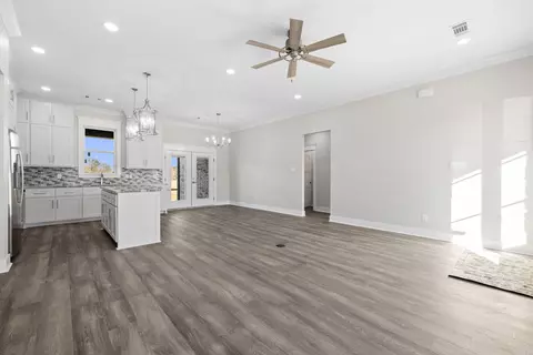 Living - 14 Libra Ln, Ward, AR 72176 photo 2 of 4