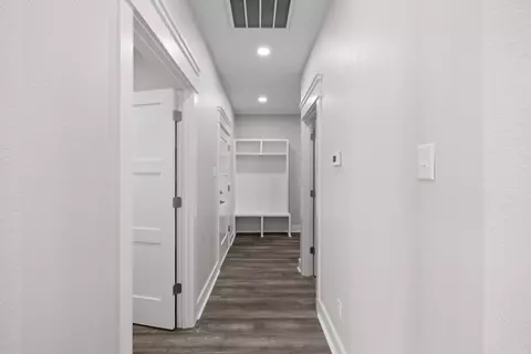Entry Way - 14 Libra Ln, Ward, AR 72176 photo 1 of 5