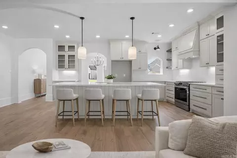 Kitchen - 7166 Moon View Pl, Alexander, AR 72002 photo 1 of 4