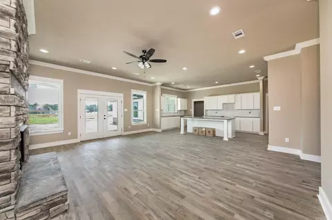 Living - 42 Jackson Loop, Ward, AR 72176 photo 2 of 4