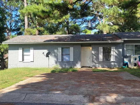 7891011 Winnie Cv, Jacksonville, AR 72076