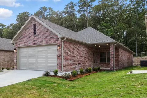 13401 Teton Dr, Little Rock, AR 72211