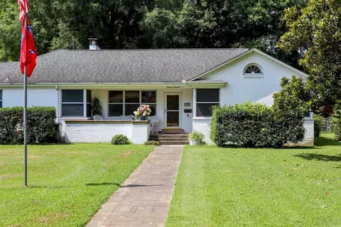 1313 Nettleton Cir, Jonesboro, AR 72401