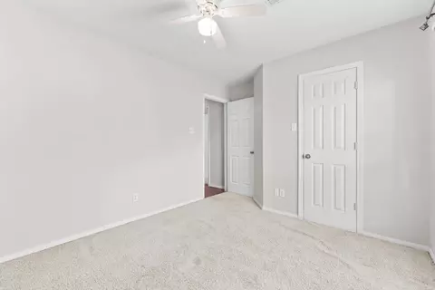 Bedroom - 2525 Peabody Dr, Conway, AR 72032 photo 4 of 6
