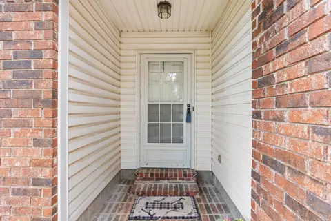 Entry Way - 2525 Peabody Dr, Conway, AR 72032 photo 1 of 3