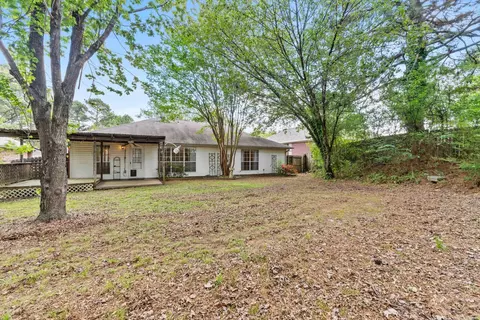 Exterior - 2525 Peabody Dr, Conway, AR 72032 photo 2 of 9