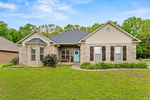 31 Brentwood Dr, Vilonia, AR 72173