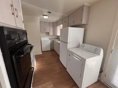 Kitchen - 405 Angus St, Conway, AR 72032 photo 1 of 3