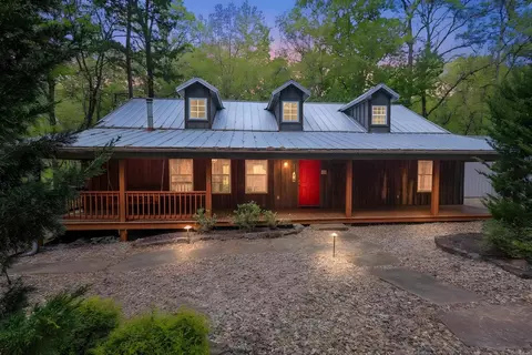 45 Woodland Springs Dr, Mount Ida, AR 71957