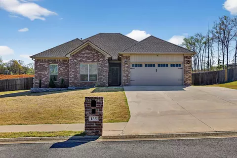 135 Hudson Branch Dr, Austin, AR 72007