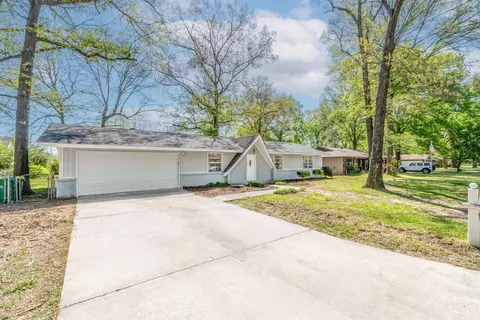 18 Arbor Oaks Dr, Sherwood, AR 72120