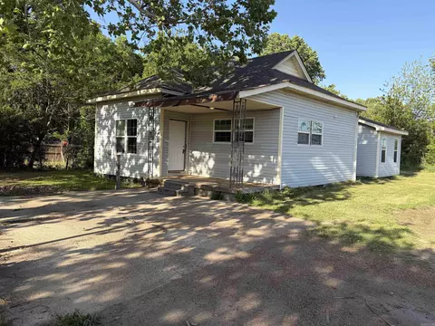 300 Kelly St, Wynne, AR 72396