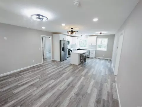 Living - 616 Roasting Ear Rd, Onia, AR 72663 photo 2 of 3